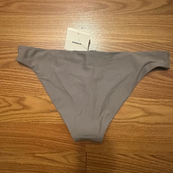 ZARA Swim Bottom Women’s Swimwear Bikini, Size M - Picture 2 of 2